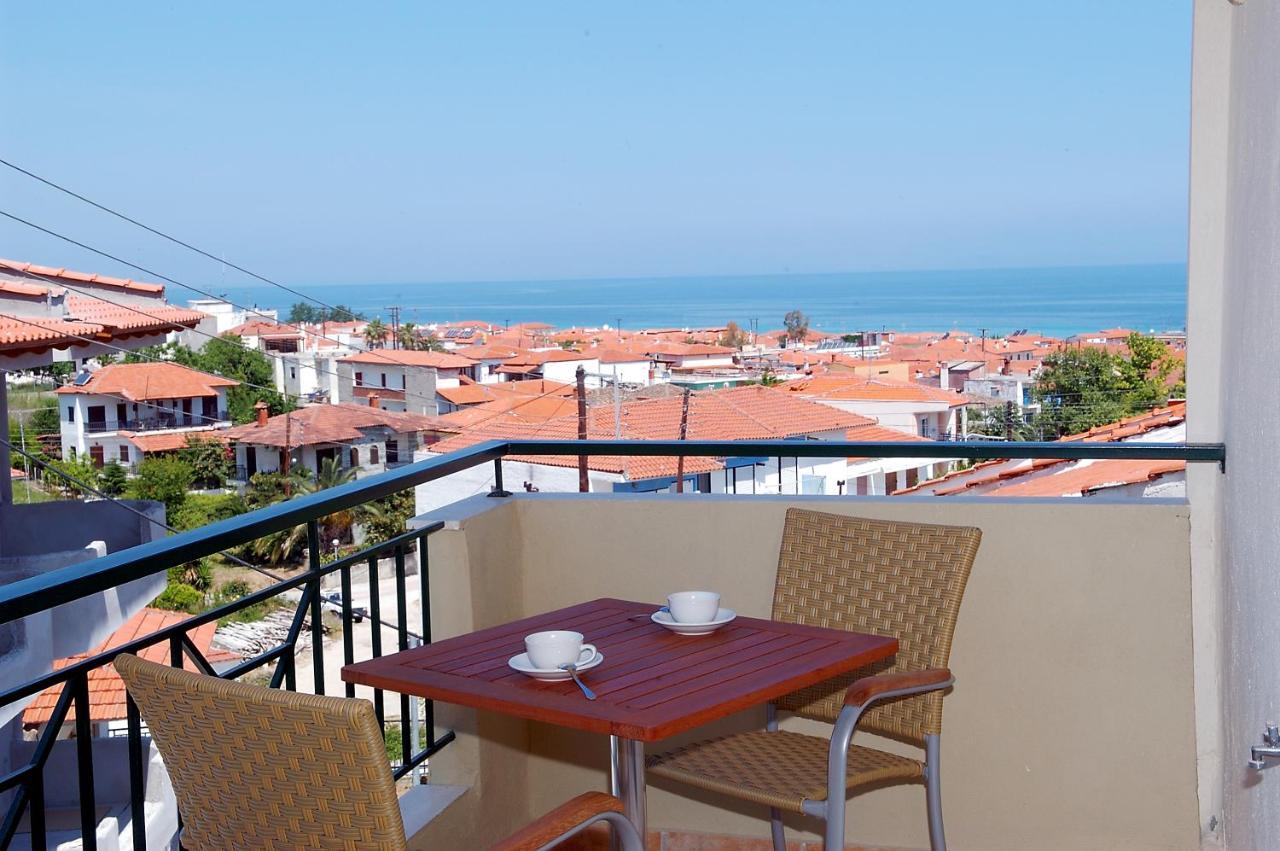 Hotel Ammos 폴리크로노 외부 사진
