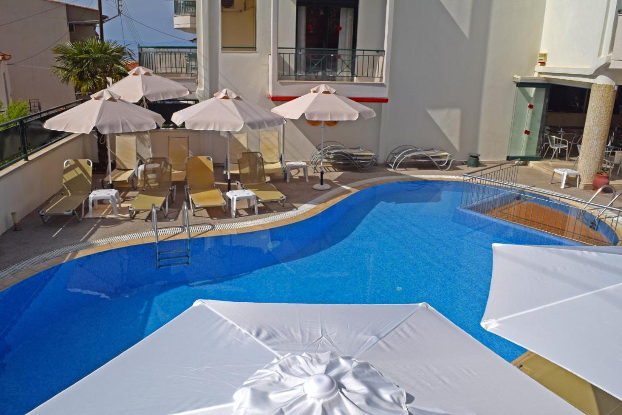 Hotel Ammos 폴리크로노 외부 사진